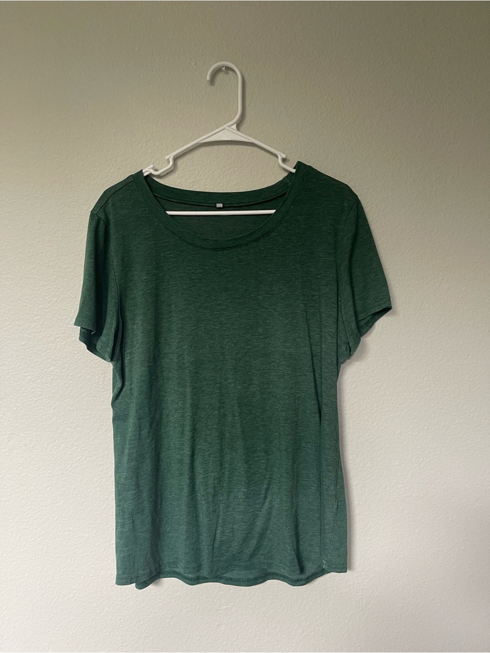 Women green top size Large